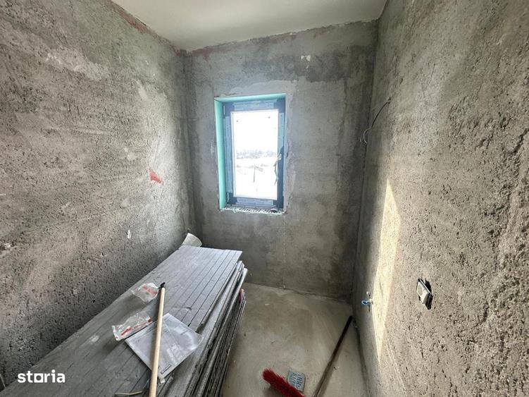Casă cu 4 camere cu Teren 330 Mp în Ghencea