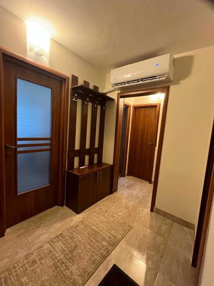 Apartament cu 3 camere decomandat în Brazda lui Novac