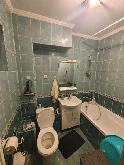 Apartament cu 2 camere decomandat în Cornișa