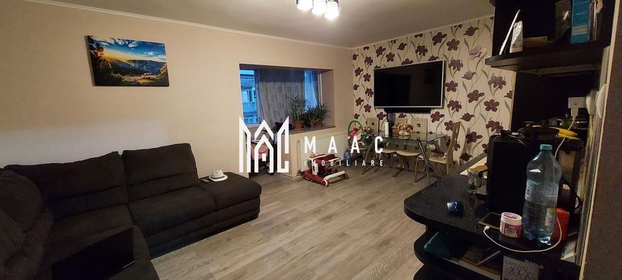 Apartament cu 3 camere decomandat, mobilat în Ostroveni