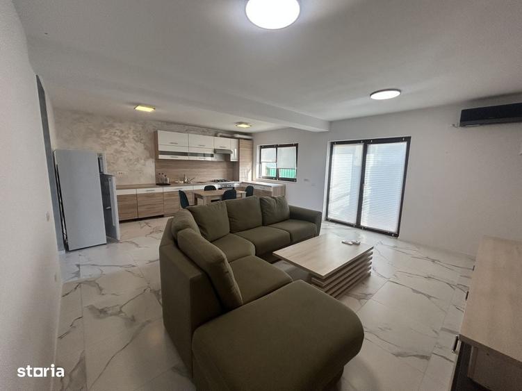 Casă cu 4 camere în Central