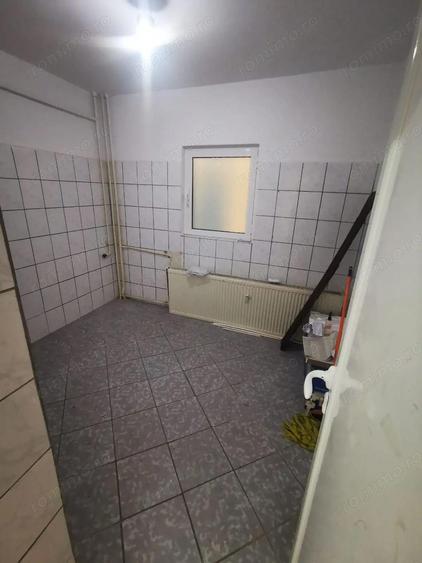 Spațiu comercial, de 50 mp, în Siderurgiștilor