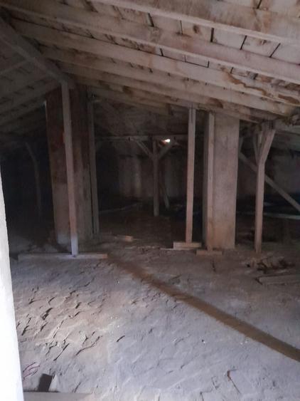 Casă individuală cu 16 camere cu Canalizare în Unirii