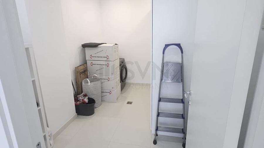 Apartament cu 5 camere decomandat, mobilat în Lacul Tei