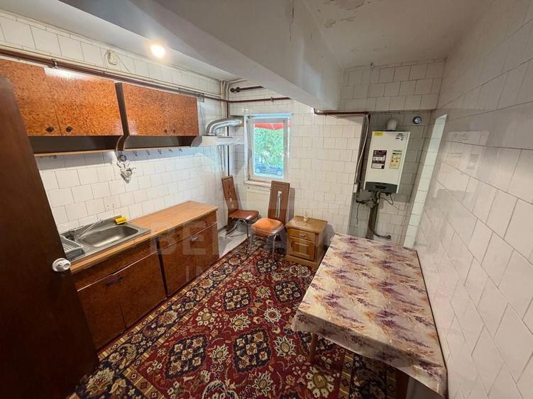 Apartament cu 3 camere decomandat în Lăpuș
