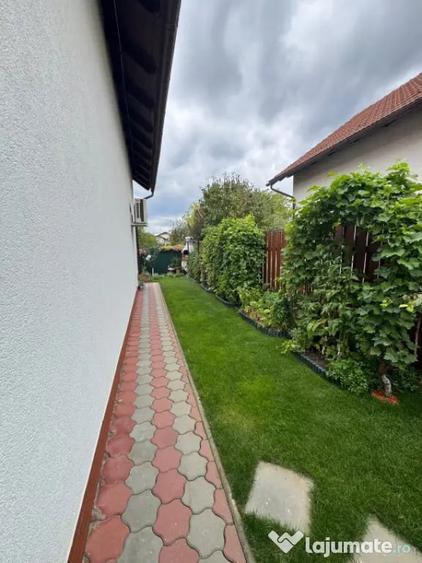 Casă cu 4 camere cu Teren 276 Mp în Central