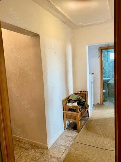 Apartament cu 3 camere în Nicolae Bălcescu