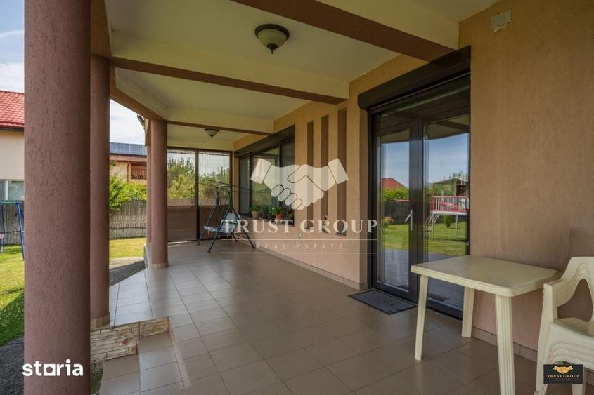 Casă cu 6 camere cu Teren 1277 Mp în Ciofliceni