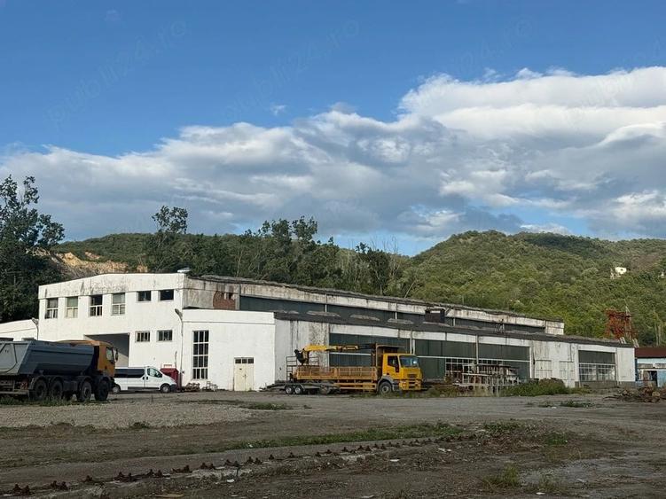 Spațiu comercial, de 5,000 mp, în Gura Văii