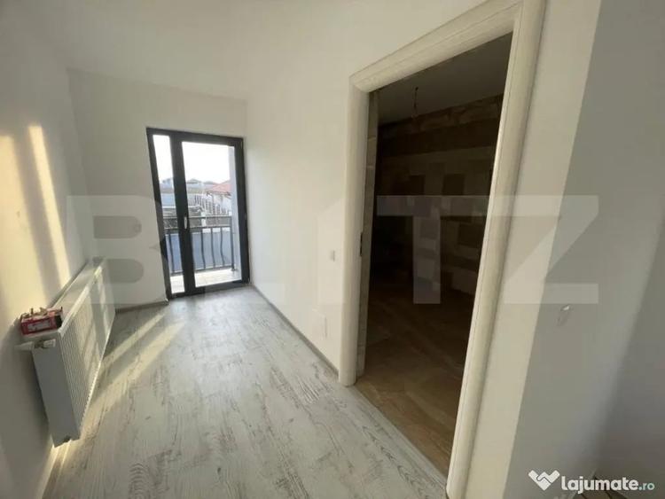 Casă cu 4 camere cu Teren 350 Mp în Malu Mare