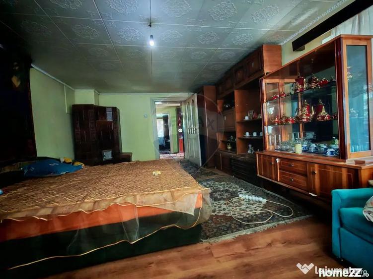 Casă cu 3 camere cu Teren 1757 Mp în Ultracentral