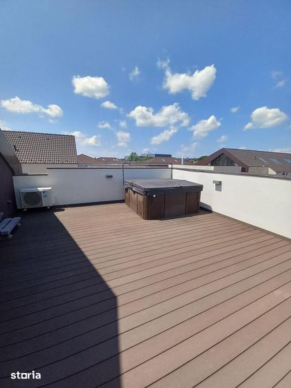 Casă cu 6 camere cu Teren 386 Mp în Băneasa