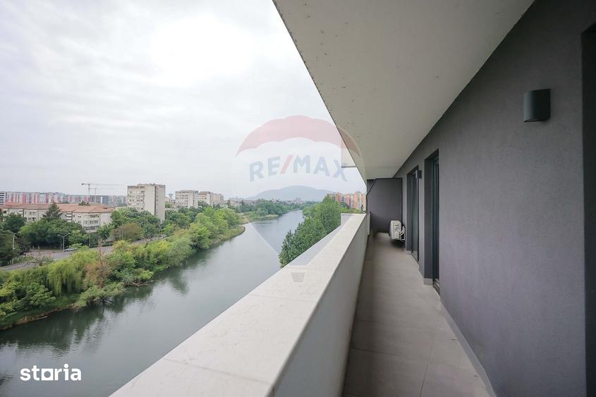Apartament cu 3 camere în Decebal
