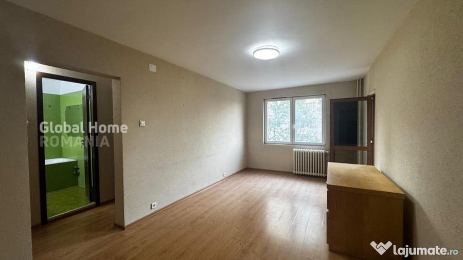 Apartament cu 4 camere semidecomandat în Pantelimon