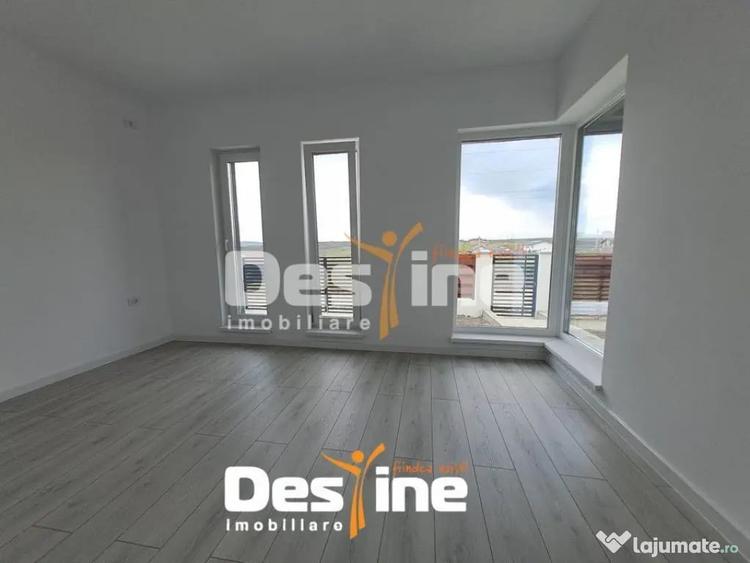 Casă cu 4 camere cu Teren 393 Mp în Miroslava