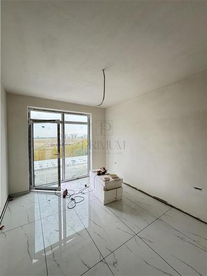 Apartament cu 2 camere semidecomandat, mobilat în Giroc
