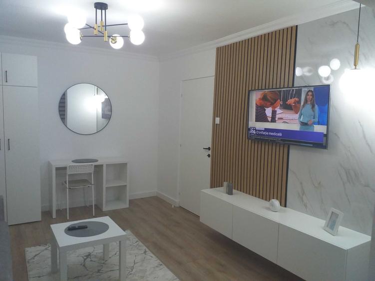 Garsonieră decomandată în Eremia