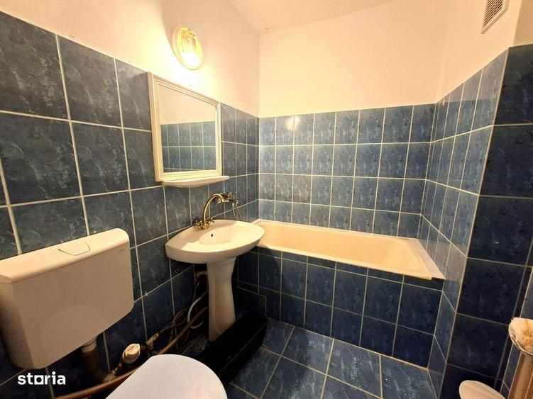 Apartament cu 3 camere decomandat în Tătărași
