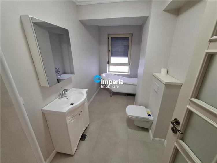 Apartament cu 4 camere decomandat, mobilat în Moara de Vânt