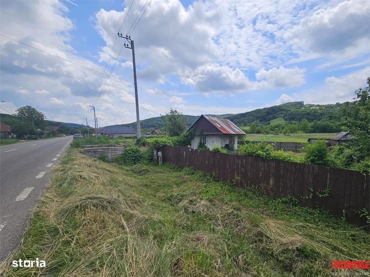 Casă cu 2 camere cu Teren 300 Mp în Luncani