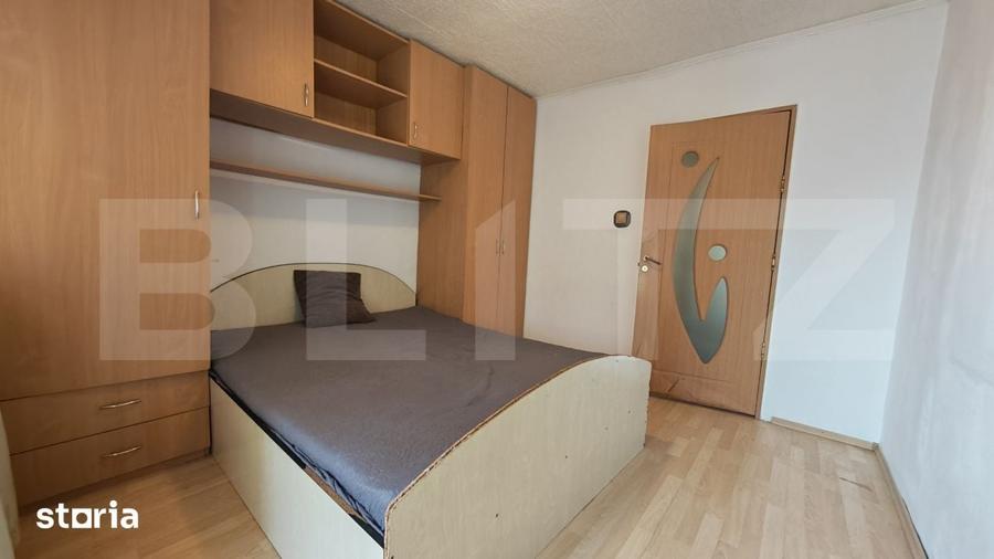 Apartament cu 3 camere decomandat în Nufărul