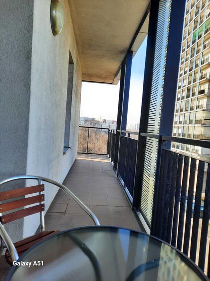 Apartament cu 3 camere decomandat în Splaiul Unirii