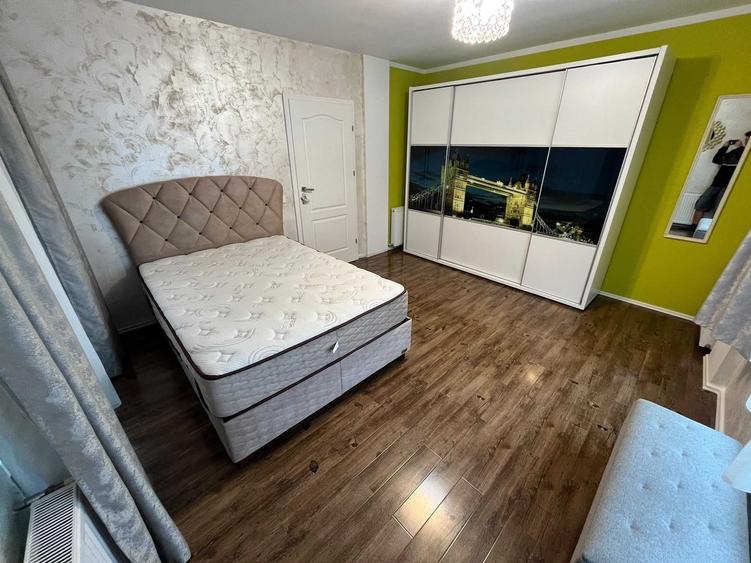 Apartament cu 3 camere decomandat în Grigorescu
