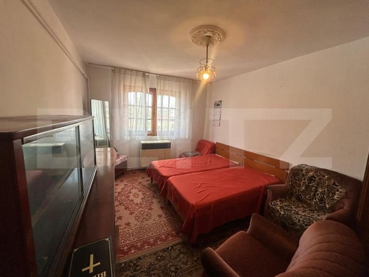 Apartament 3 camere, 40 mp, etaj 3/4, zona Micro 9 - 1