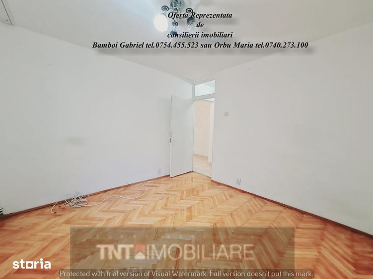 Apartament cu 2 camere decomandat în Nicolina