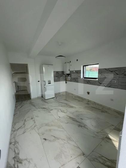 Casă cu 4 camere cu Teren 425 Mp în Filiași