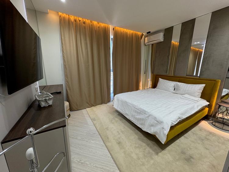 Apartament cu 2 camere decomandat în Universitate