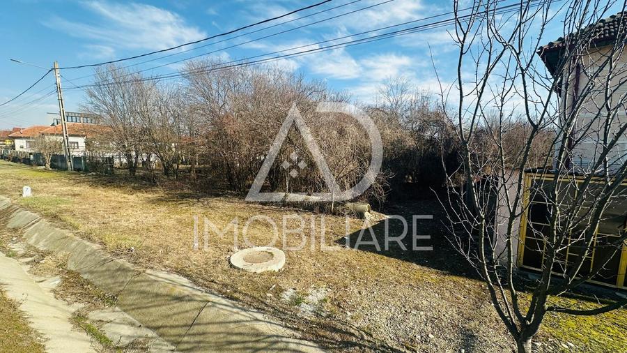 Teren Construcții intravilan de 984 mp, în Drăguțești