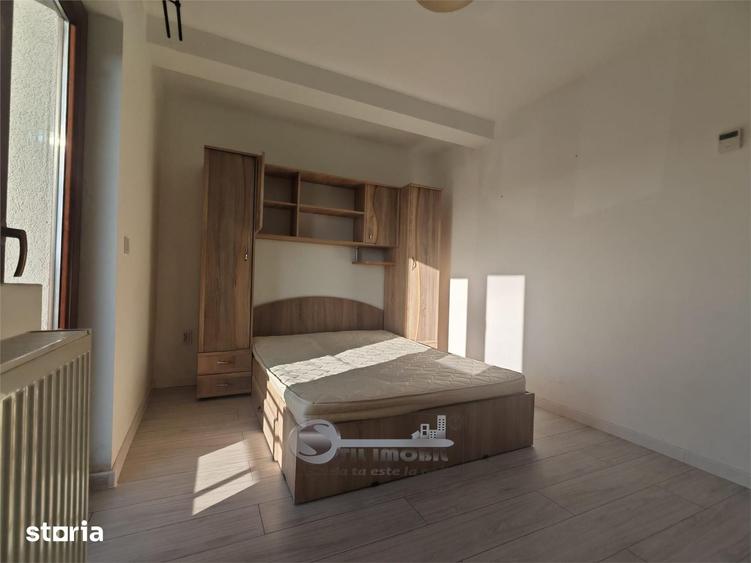 Garsonieră decomandată în Ciurea