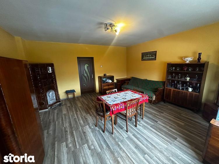 Casă cu 4 camere cu Teren 1900 Mp în Șura Mare
