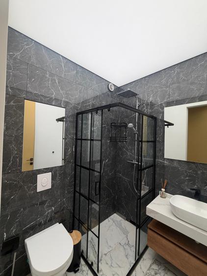Apartament cu 3 camere decomandat în Domenii