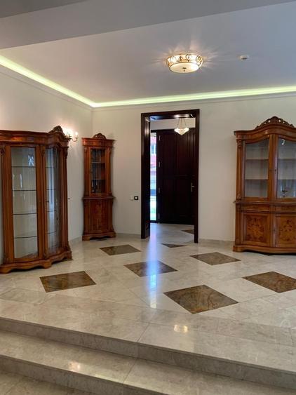 Casă individuală cu 6 camere cu Canalizare în Iancu Nicolae