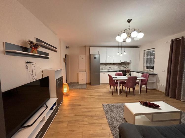 Apartament cu 2 camere semidecomandat în Giroc