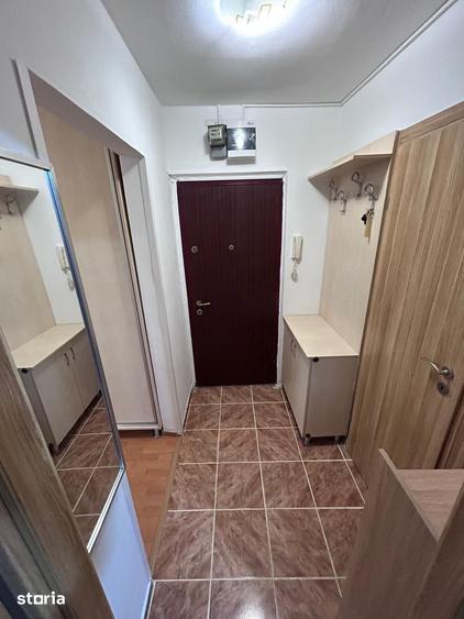 Apartament cu 2 camere decomandat în Berceni