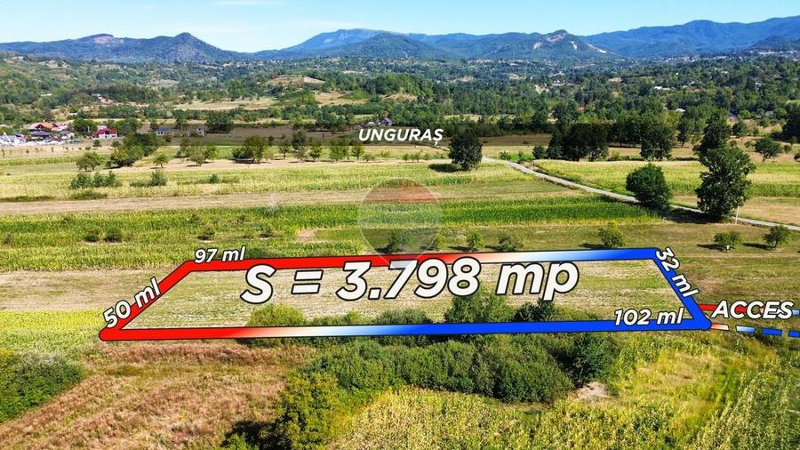 Teren Construcții intravilan de 3798 mp, în Șișești