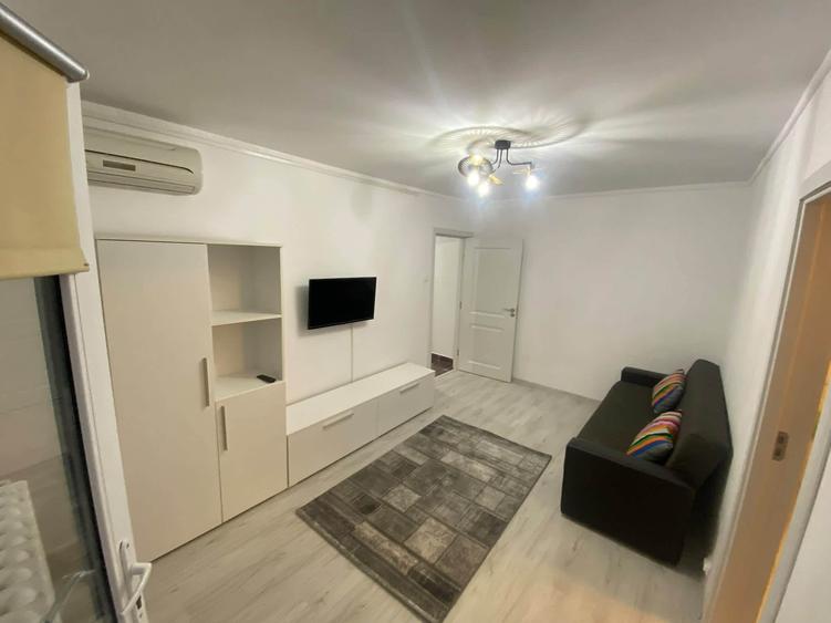 Apartament cu 2 camere semidecomandat în Tomis Nord
