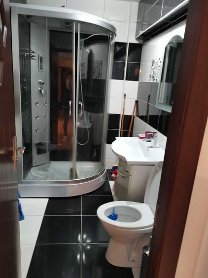 Inchiriez apartament cu doua camere - 1