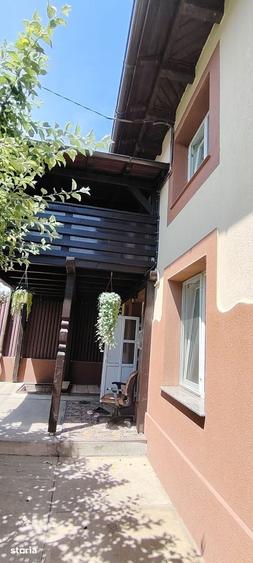 Casă cu 5 camere cu Teren 250 Mp în Central