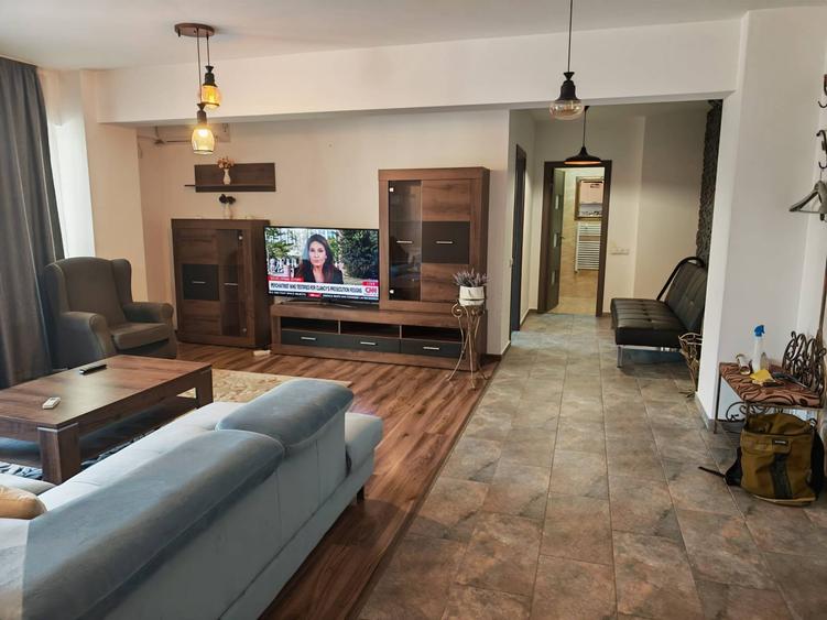 Apartament cu 2 camere semidecomandat în Mărăști