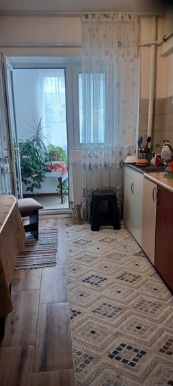 Apartament de vanzare 2 camere decomandat, etaj 1, Ianca, judetul Braila. - 5