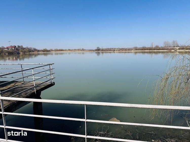 Casă cu 7 camere cu Teren 2500 Mp în Chiajna