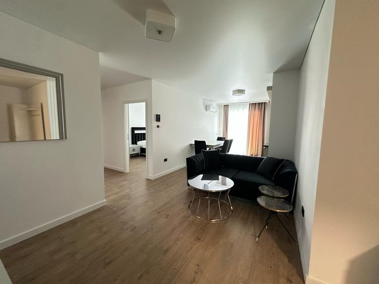 Apartament cu 3 camere semidecomandat în Zorilor