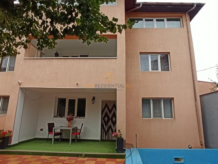 Casă individuală cu 6 camere cu Piscina în Dristor