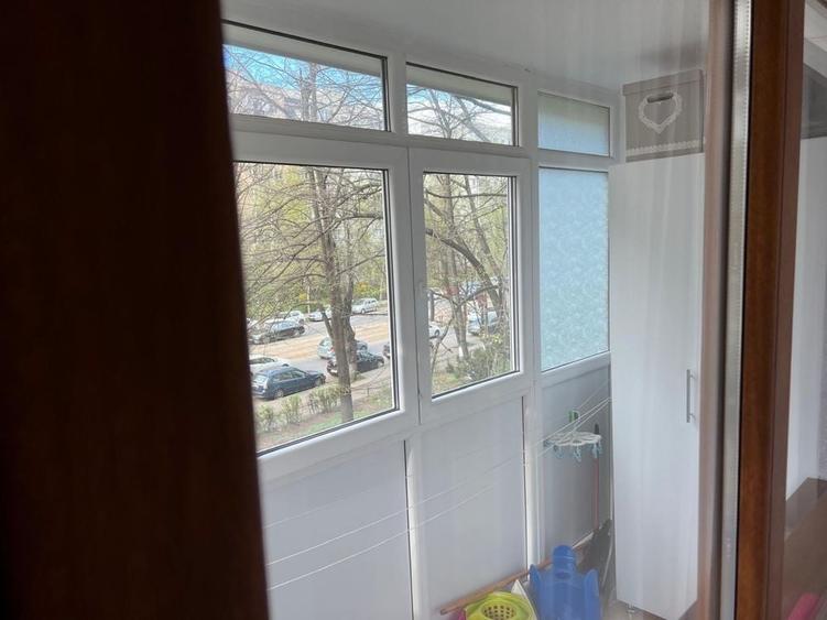 Apartament cu 2 camere decomandat în Basarabia