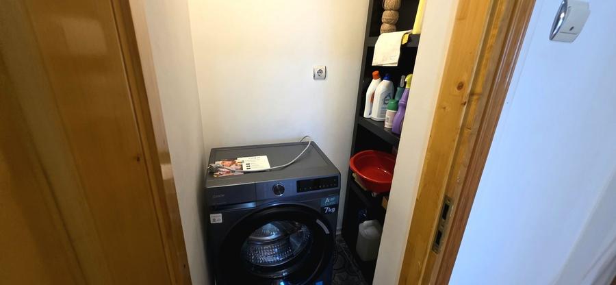 Apartament cu 3 camere decomandat, mobilat în Crângași