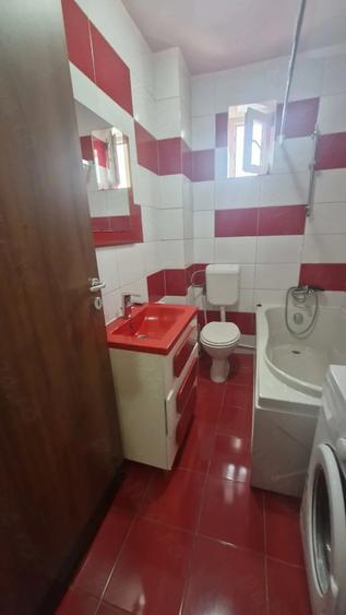Garsonieră decomandată în Turnișor
